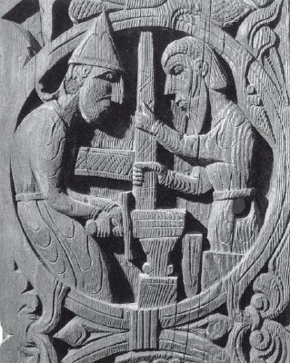 Регин переделывает рукоять меча Сигурда. Резьба по дереву (XII в.). Из церкви Старкирба (Норвегия)